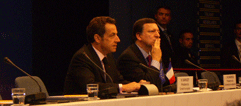 Den franske præsident Sarkozy (tv) og kommissionsformanden Barroso
