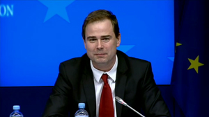 Pressekonference i Bruxelles